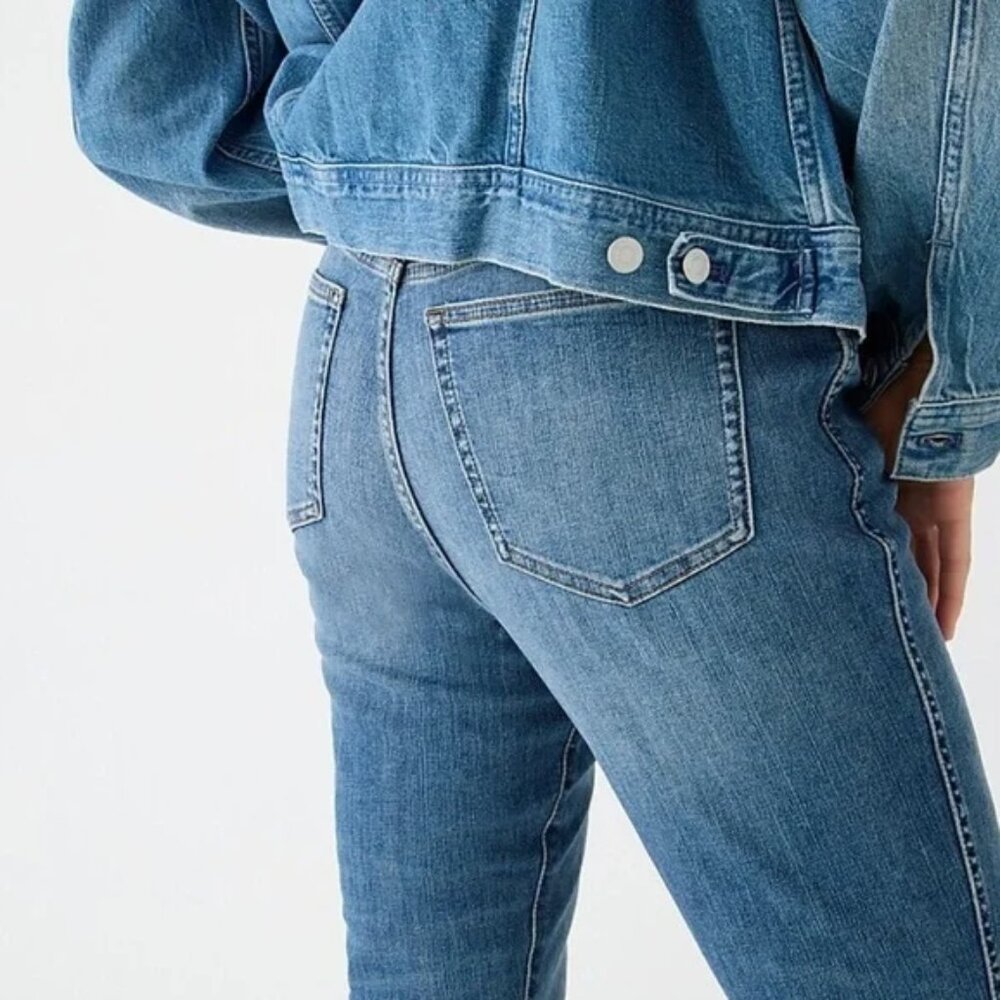 J Crew Curvy Vintage Slim Straight Jean in Medium Light Blue Warm Surf Size 27 - Picture 2 of 11